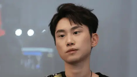 Bin放话将Theshy打进冒泡赛，369回应引爆电竞圈热议